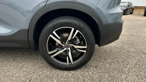 Volvo XC40 2.0 B3 G Plus Dark Auto