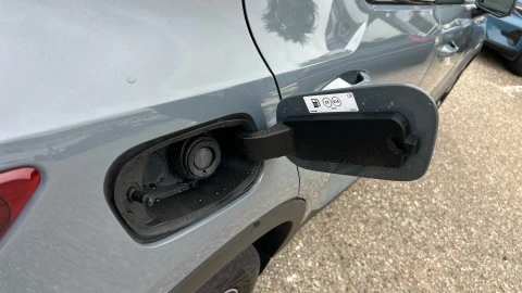 Volvo XC40 2.0 B3 G Plus Dark Auto