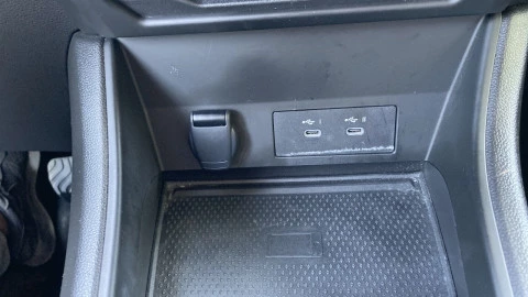 Renault Captur techno Eco-G 100cv (74 kW)