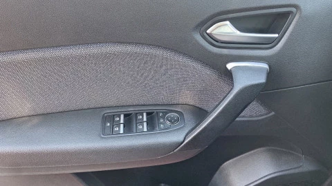 Renault Captur techno Eco-G 100cv (74 kW)