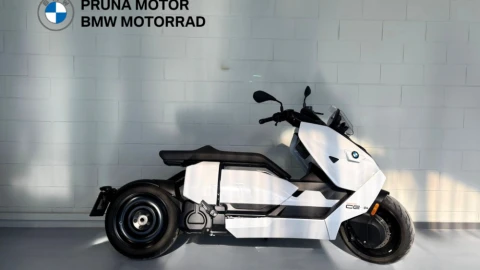 BMW CE 04 