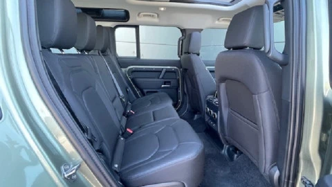 Land Rover Defender 3.0D I6 250 S 110 Auto 4WD MHEV