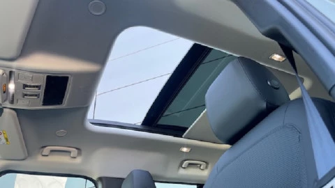 Land Rover Defender 3.0D I6 250 S 110 Auto 4WD MHEV