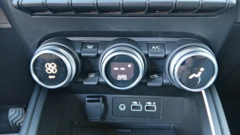 Renault Clio techno Eco-G 100cv (74kW)
