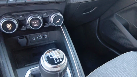Renault Clio techno Eco-G 100cv (74kW)