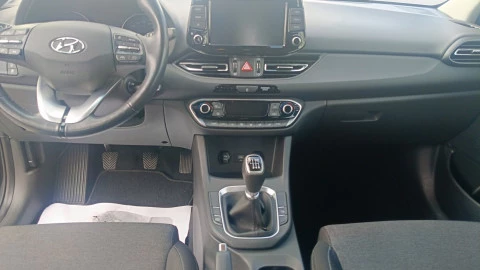 Hyundai i30   1.0 TGDI Essence 120