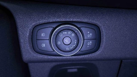 Ford Transit Custom 340 L1 Van Trend Plug-in Hybrid 92,9 kW