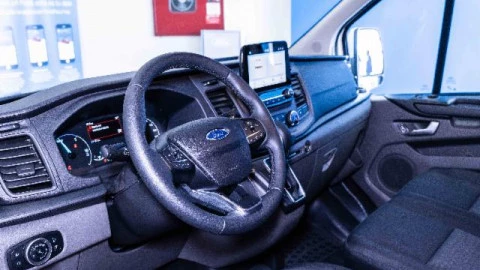 Ford Transit Custom 340 L1 Van Trend Plug-in Hybrid 92,9 kW