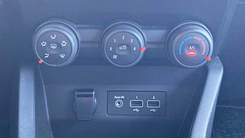 Renault Clio Business SCe 49 kW (67CV)