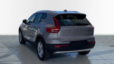 Volvo XC40 2.0 B3 G Core Auto