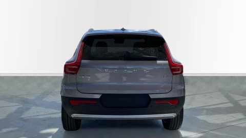 Volvo XC40 2.0 B3 G Core Auto