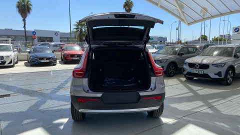 Volvo XC40 2.0 B3 G Core Auto