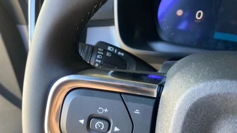 Volvo XC40 2.0 B3 G Core Auto