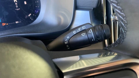 Volvo XC40 2.0 B3 G Core Auto