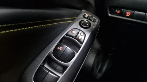 Nissan Juke DIG-T 84 kW (114 CV) 6M/T Kiiro