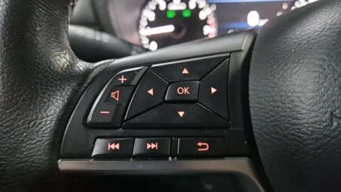 Nissan Juke DIG-T 84 kW (114 CV) 6M/T Kiiro