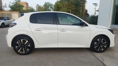Peugeot 208 Allure Puretech 100