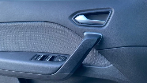 Renault Captur techno Eco-G 100cv (74 kW)