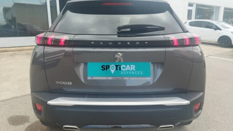 Peugeot 2008 Allure Puretech 130 S&S EAT8