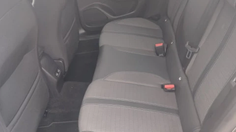 Peugeot 2008 Allure Puretech 130 S&S EAT8