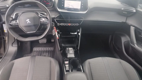 Peugeot 2008 Allure Puretech 130 S&S EAT8