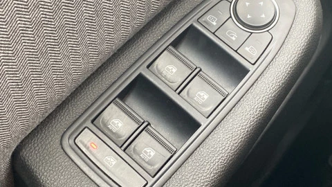 Renault Clio techno Eco-G 100cv (74kW)