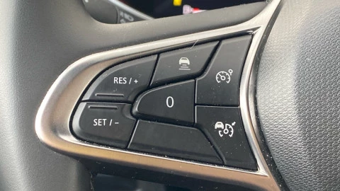 Renault Clio techno Eco-G 100cv (74kW)