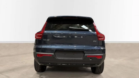 Volvo XC40 B3 G Plus Dark Auto 120 kW (163 CV)