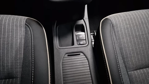 Renault Clio Techno TCe 90 (67kw)