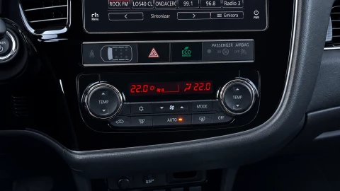 Mitsubishi Outlander 2.4 PHEV Kaiteki Auto 4WD