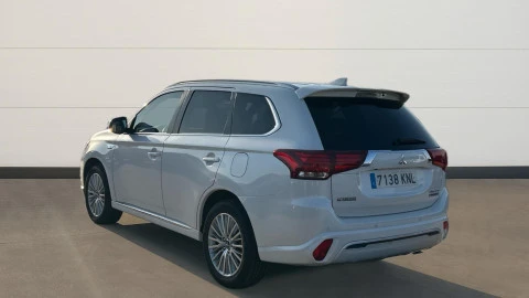 Mitsubishi Outlander 2.4 PHEV Kaiteki Auto 4WD