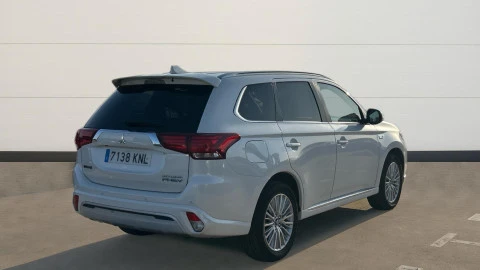 Mitsubishi Outlander 2.4 PHEV Kaiteki Auto 4WD