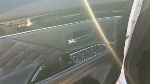 Mitsubishi Outlander 2.4 PHEV Kaiteki Auto 4WD