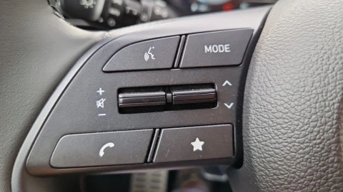 Hyundai Bayon 1.0T 66kW (90CV) Black Line
