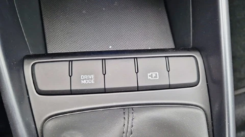 Hyundai Bayon 1.0T 66kW (90CV) Black Line
