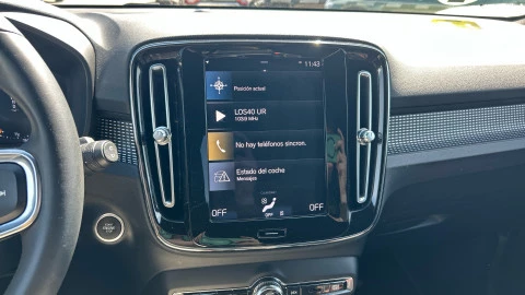 Volvo XC40 1.5 T2 R-Design Auto