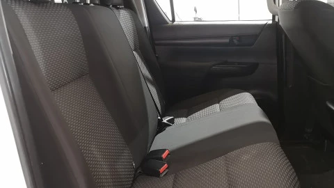 Toyota Hilux 2.4 D4D Cabina Doble GX