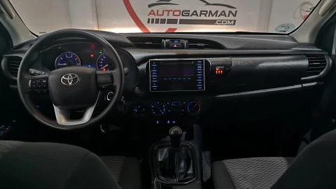 Toyota Hilux 2.4 D4D Cabina Doble GX