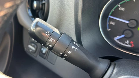 Toyota Yaris 1.5 Hybrid Active