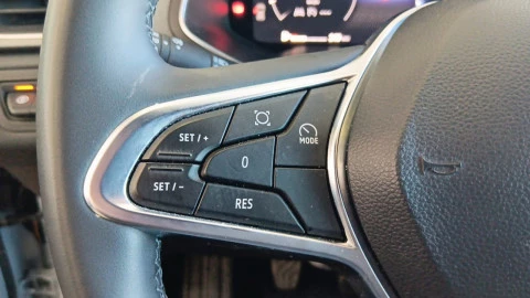 Renault Captur techno Eco-G 100cv (74 kW)