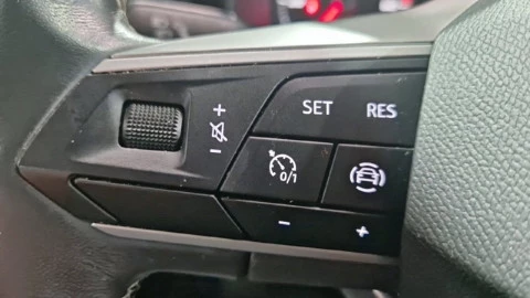 Seat Nuevo León 2.0 TDI 85kW S&S Reference Go