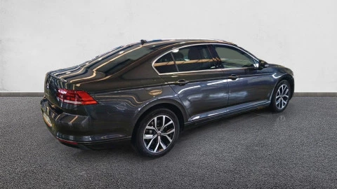 Volkswagen Passat Executive 2.0 TDI 110kW (150CV) DSG