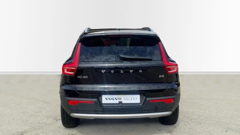 Volvo XC40 2.0 B3 G Core Auto
