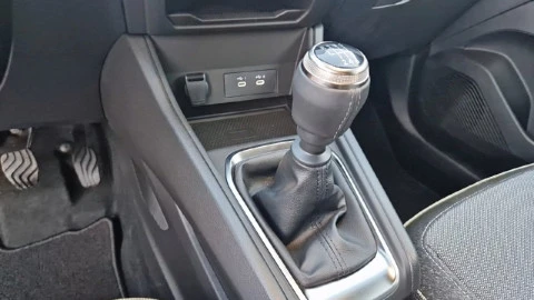 Renault Captur techno TCe 85kW (115CV)