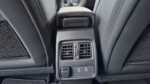 Renault Captur techno TCe 85kW (115CV)
