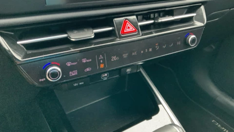 Kia Niro 1.6 GDi HEV 104kW (141CV) Concept