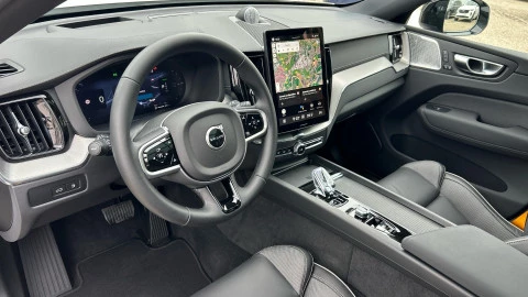Volvo XC60 2.0 T8 PHEV Polestar Auto eAWD