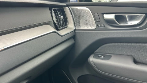 Volvo XC60 2.0 T8 PHEV Polestar Auto eAWD