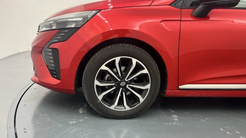 Renault Clio techno Eco-G 100cv (74kW)