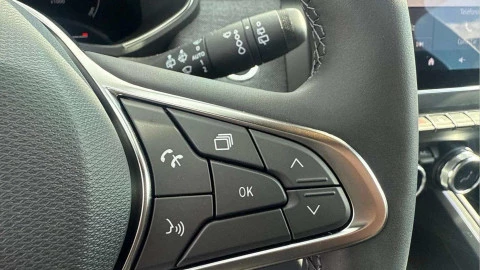 Renault Clio   TCe Techno 67kW